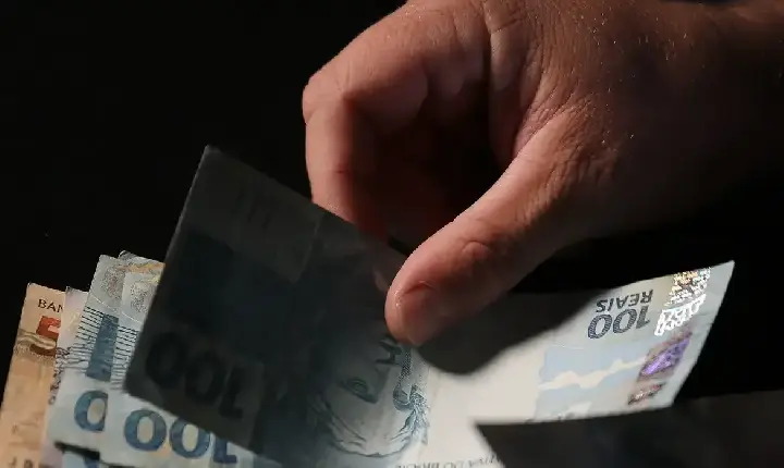 Cerca de 95,3 milhões de pessoas recebem 2ª parcela do décimo terceiro
