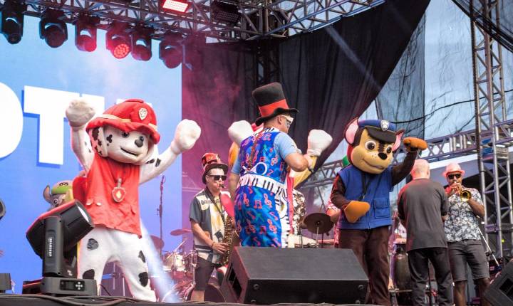 Patrulha Canina e Carreta do Dogão animam os 170 anos de Cotia